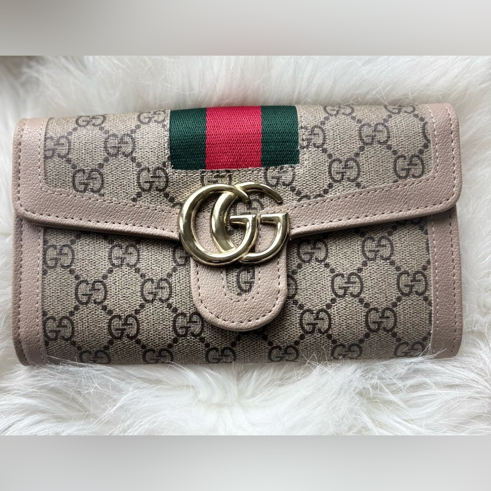 GG Beige and Gold Clutch with iconic Red & Green Stripe